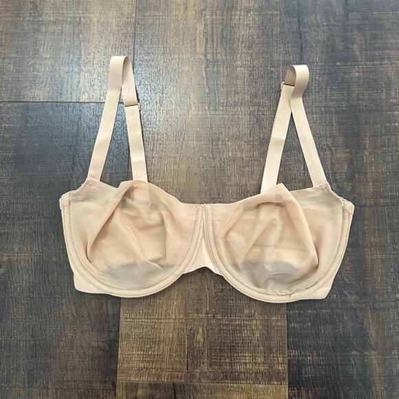 Skims No Show Unlined Balconette Bra Nude Beige Size 32DD - Picture 1 of 8